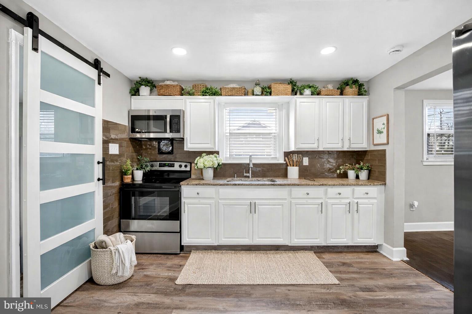 ABBOTT FOREST - Residential