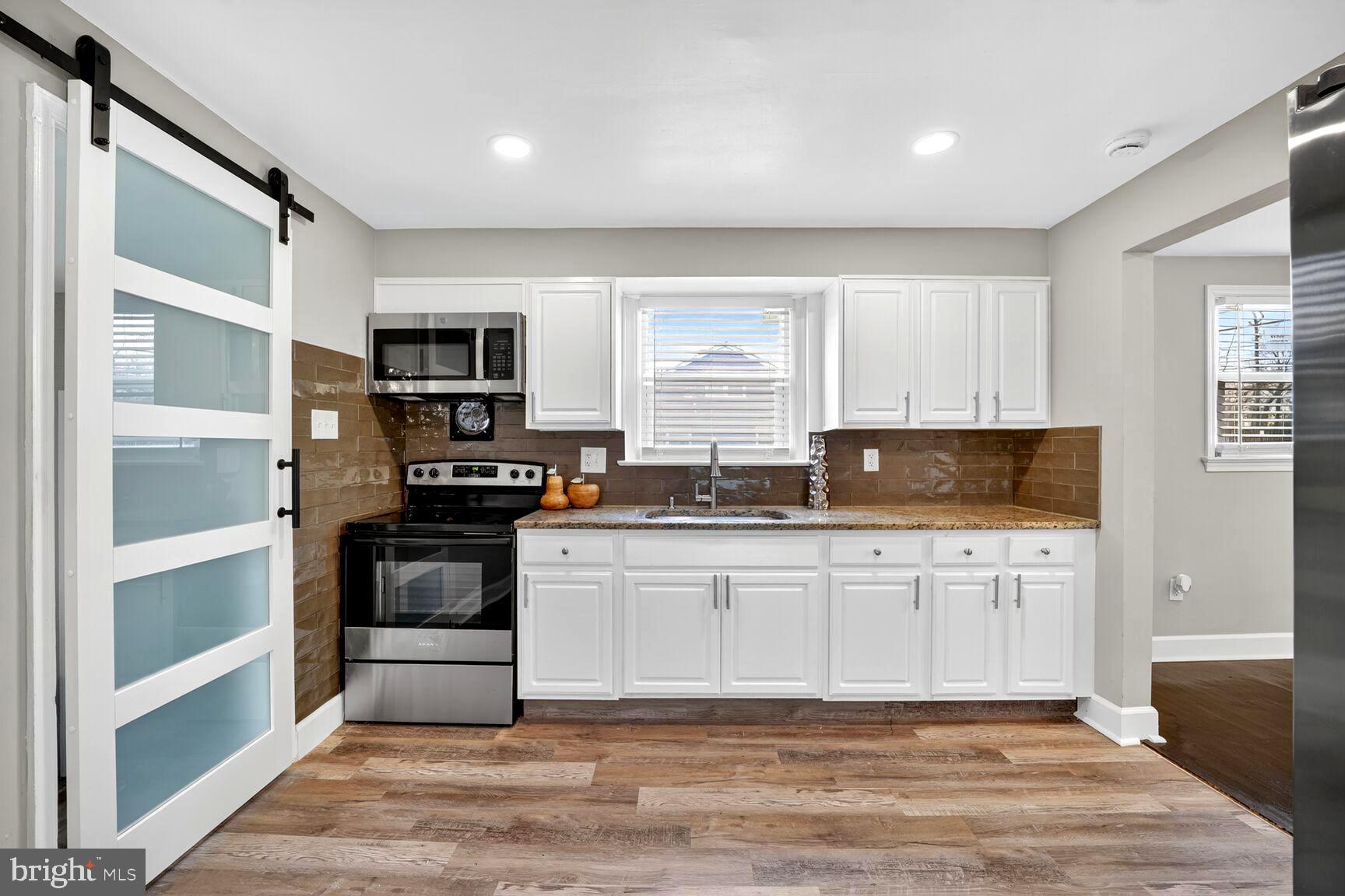 ABBOTT FOREST - Residential