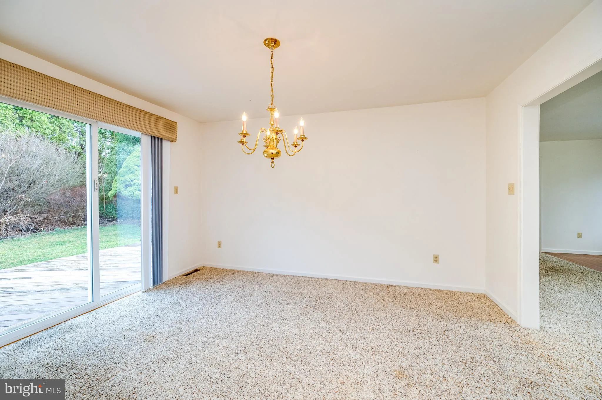 Blandon, Pennsylvania 19510, United States, 2 Bedrooms Bedrooms, ,2 BathroomsBathrooms,Residential,Pending,91538