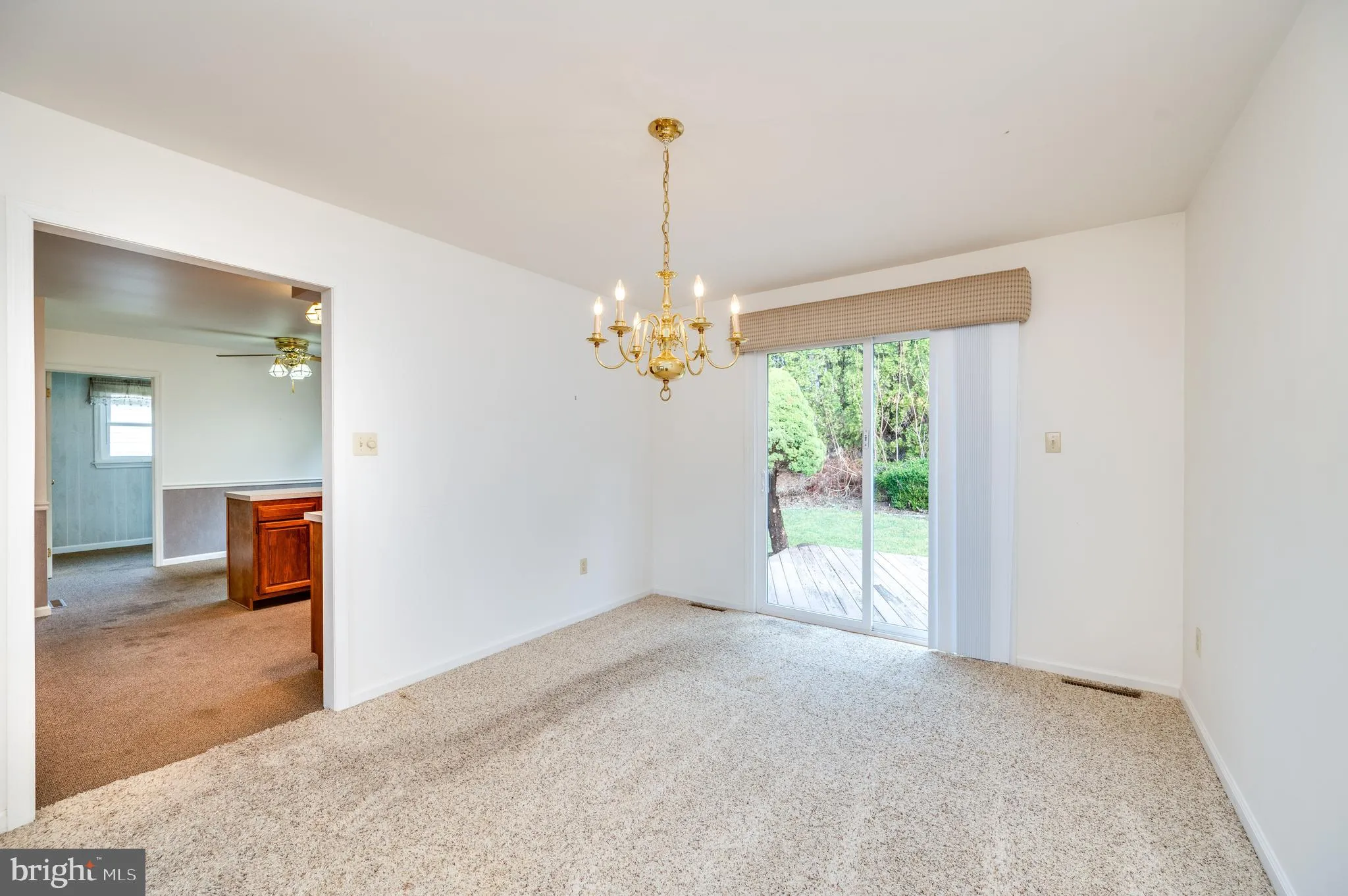 Blandon, Pennsylvania 19510, United States, 2 Bedrooms Bedrooms, ,2 BathroomsBathrooms,Residential,Pending,91538