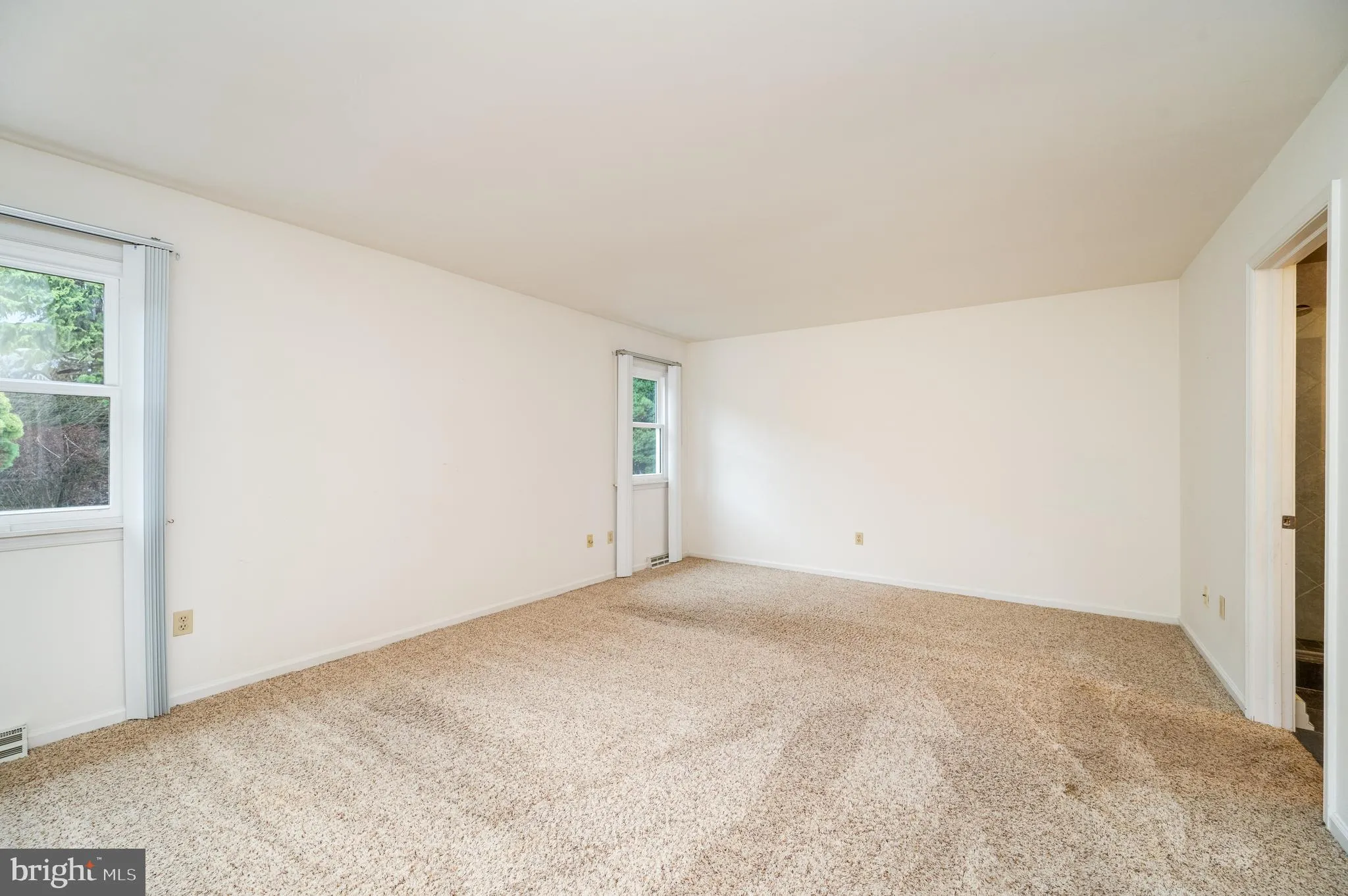 Blandon, Pennsylvania 19510, United States, 2 Bedrooms Bedrooms, ,2 BathroomsBathrooms,Residential,Pending,91538