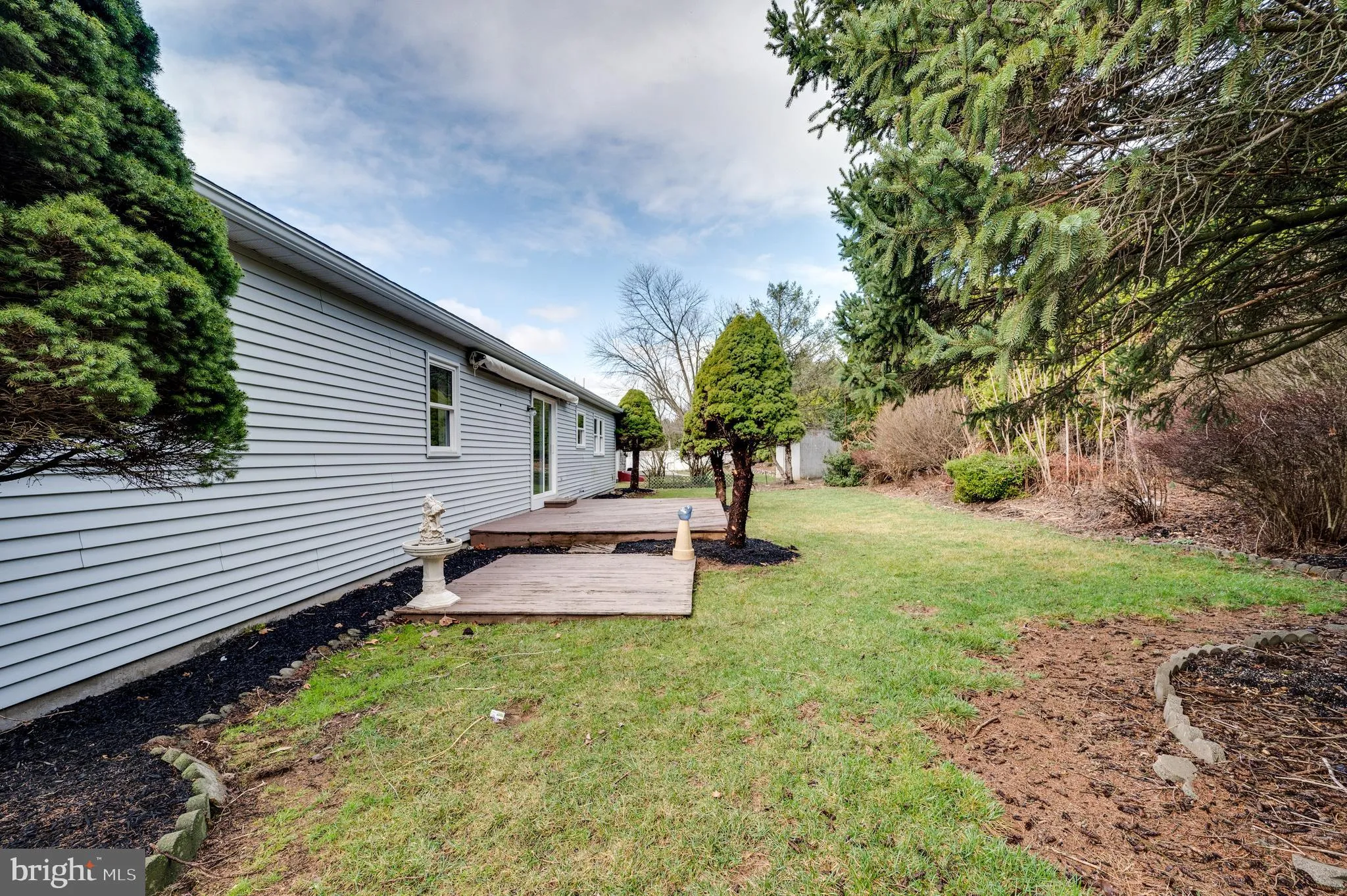 Blandon, Pennsylvania 19510, United States, 2 Bedrooms Bedrooms, ,2 BathroomsBathrooms,Residential,Pending,91538