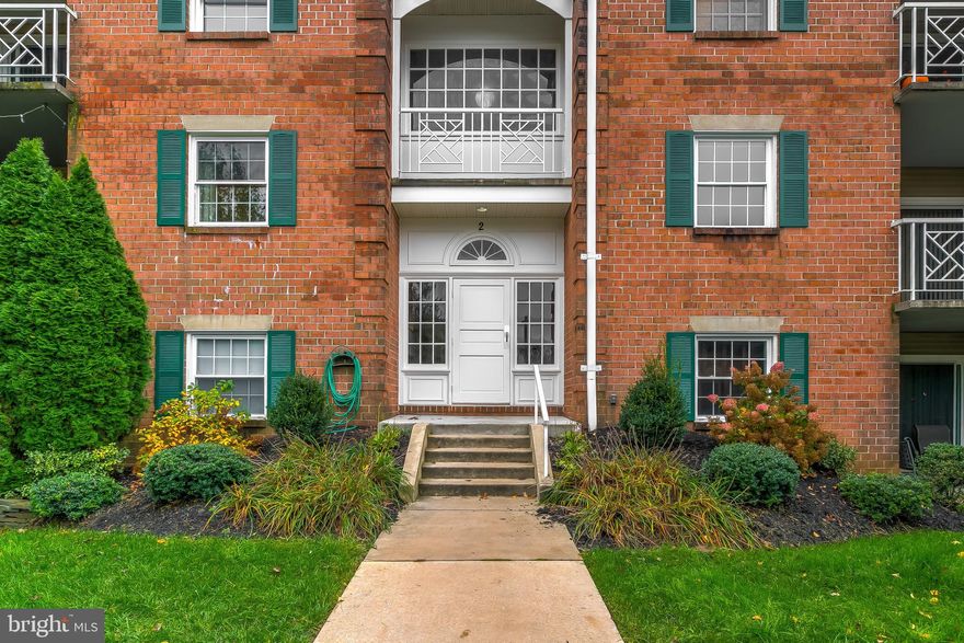 Clean, bright, and move-in ready condo in highly sought after location close to I83 and local restaurants! Charming 2nd floor Condo located in the heart of Mays Chapel featuring 2 bedrooms and 2 baths with spacious living room and access to balcony. Eat-in kitchen, laundry room, extra large storage closet, newer floors and newer appliances. Master bedroom features spacious bathroom with walk in closet! Welcome home!