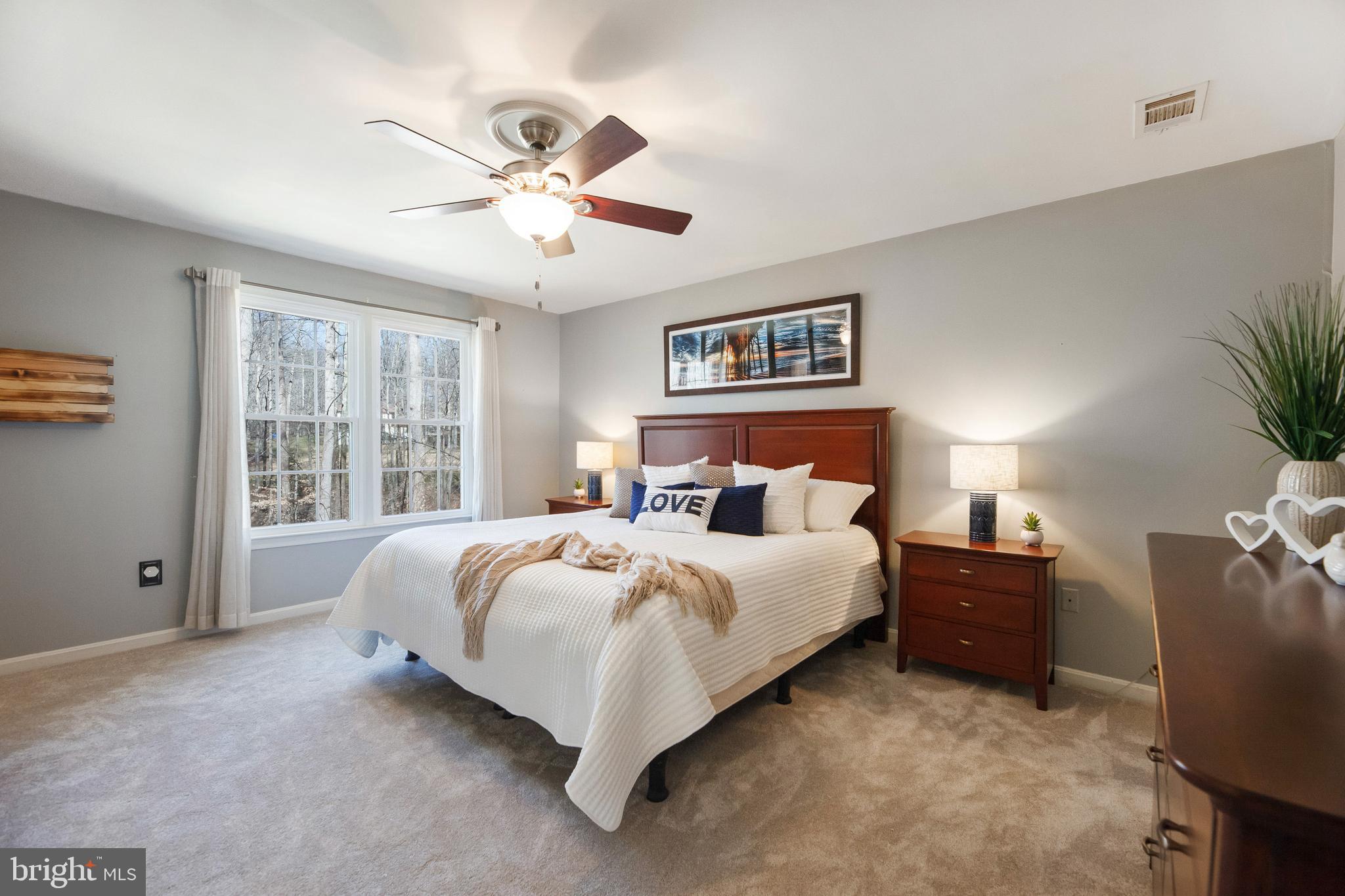 HAMPTONS GROVE - Residential