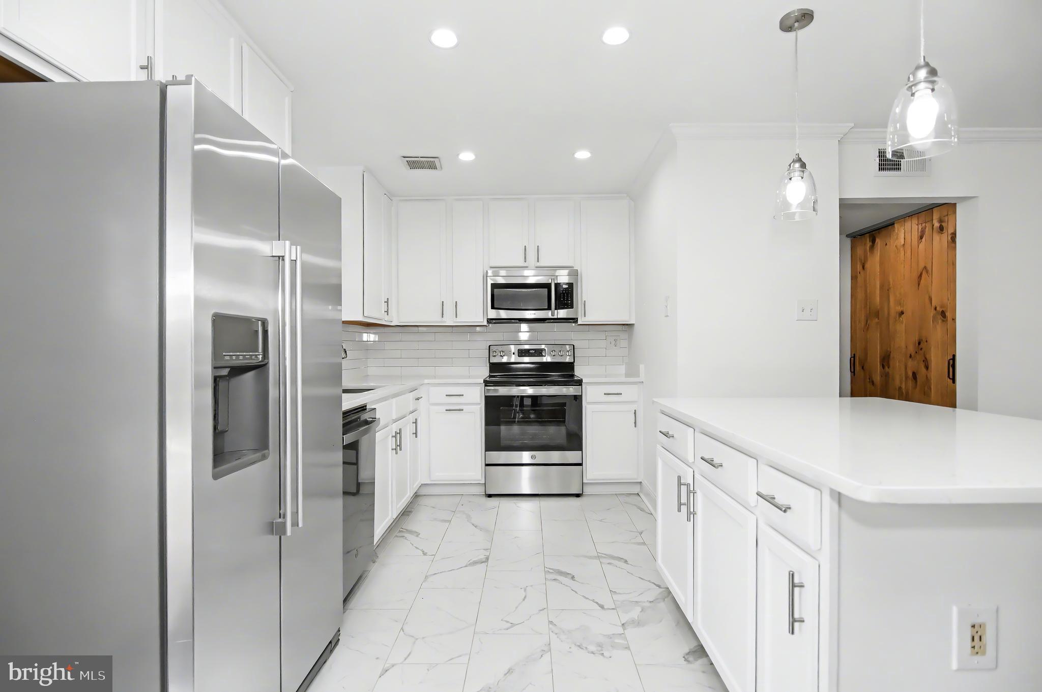 STERLING  PARK - Residential Lease