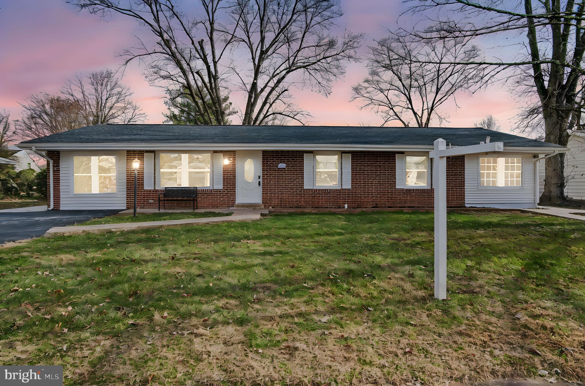 STERLING  PARK - Residential Lease