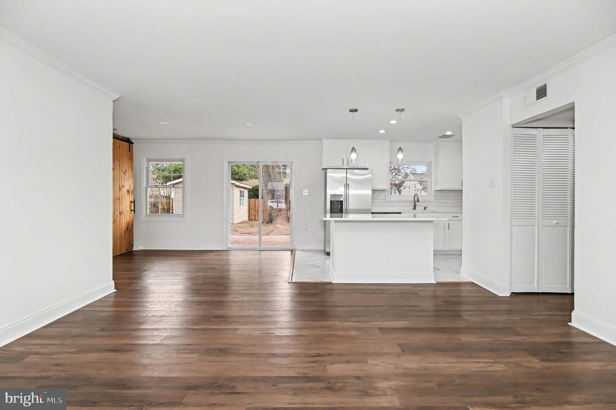 STERLING  PARK - Residential Lease