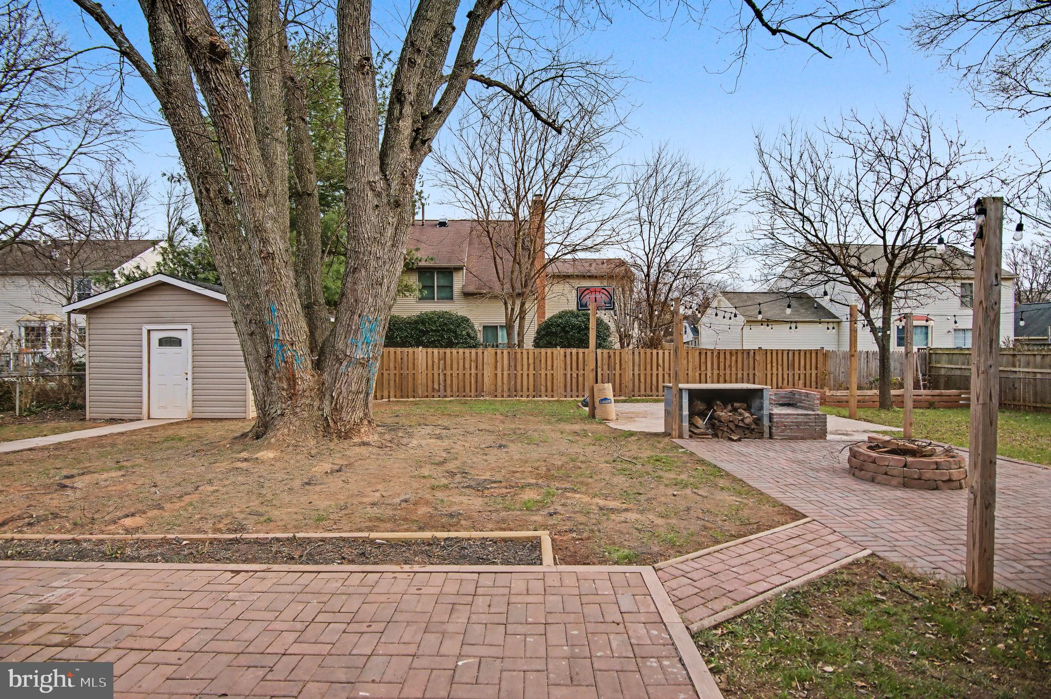 STERLING  PARK - Residential Lease