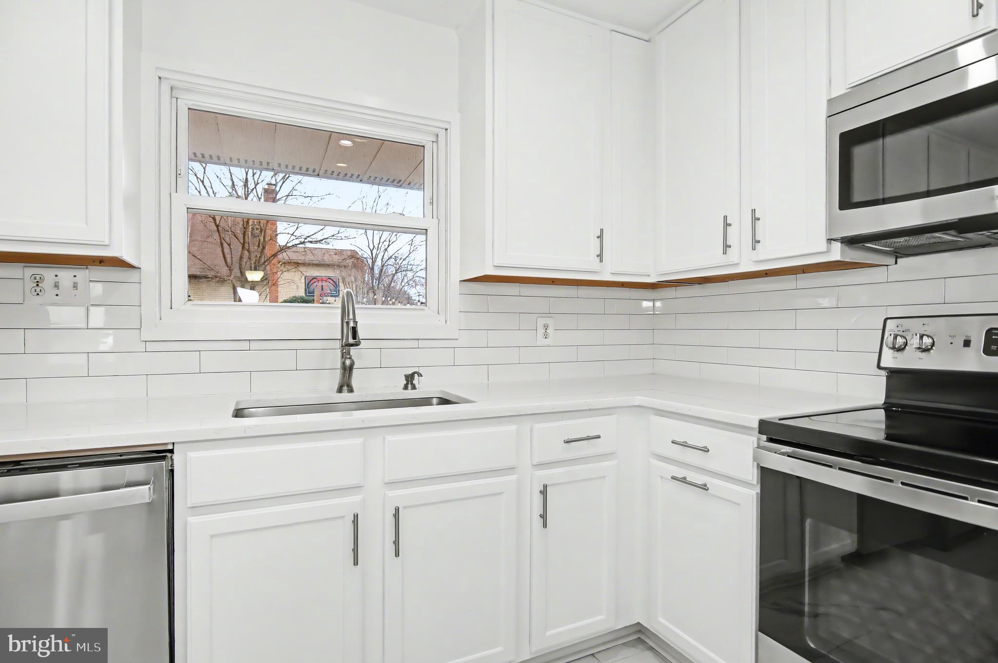 STERLING  PARK - Residential Lease