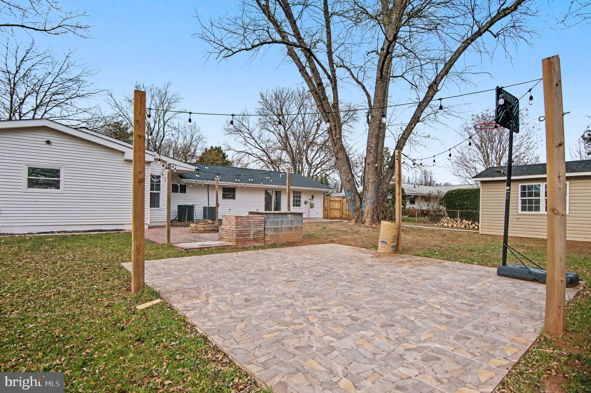 STERLING  PARK - Residential Lease