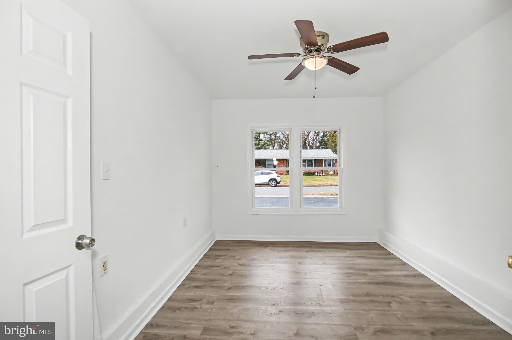 STERLING  PARK - Residential Lease