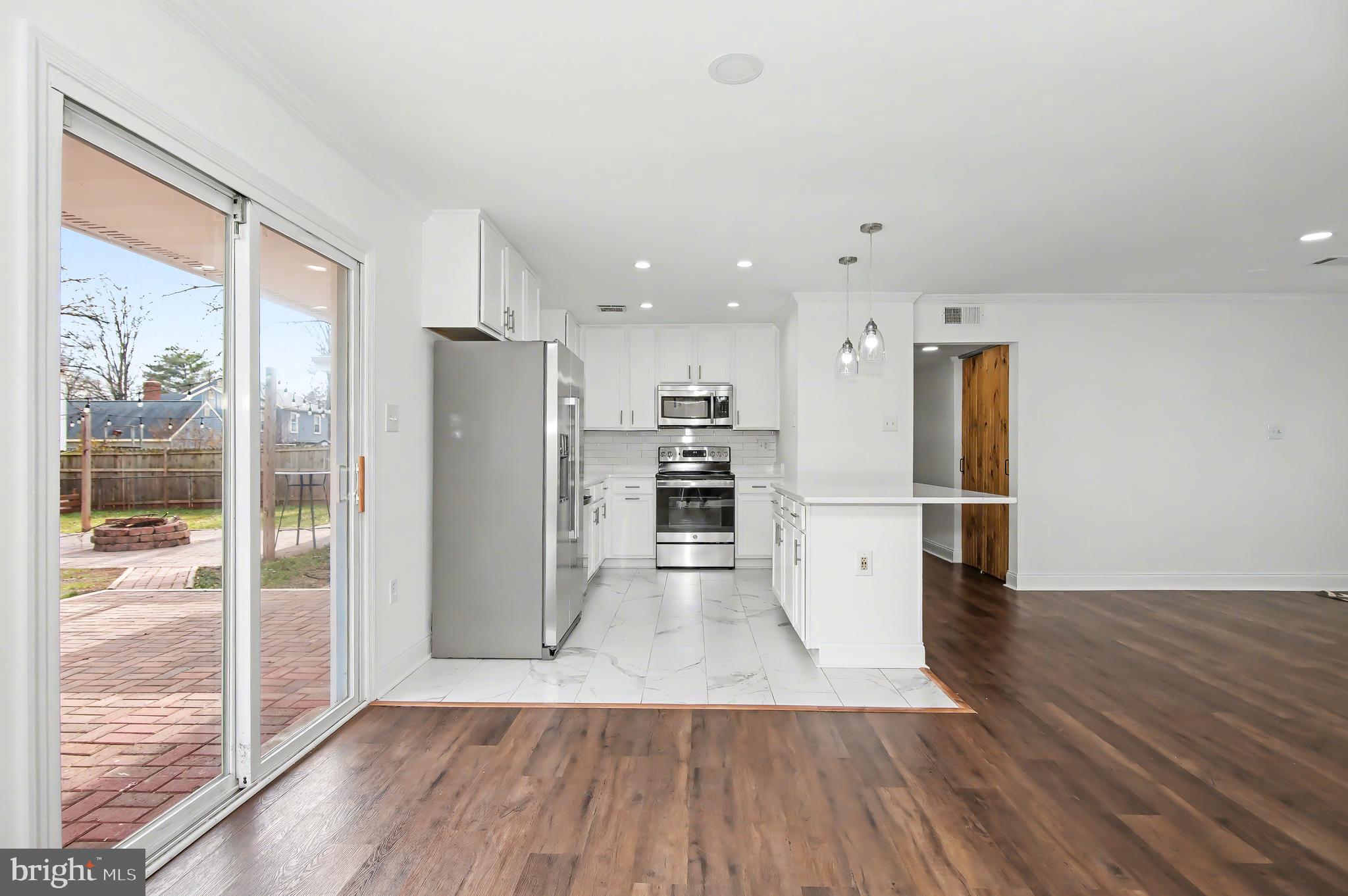 STERLING  PARK - Residential Lease