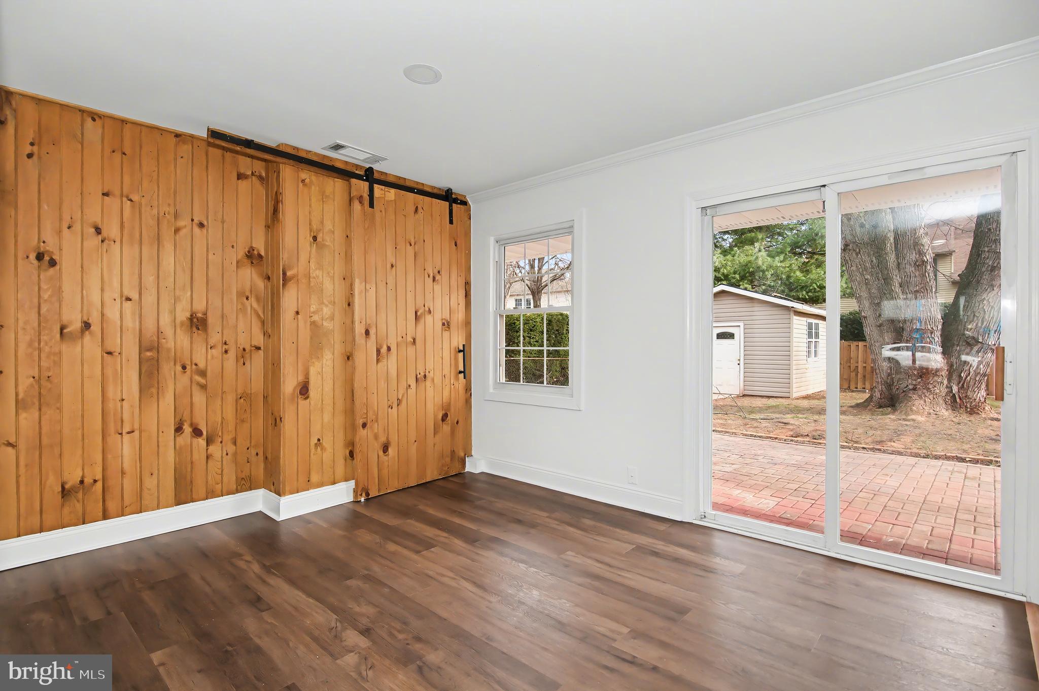 STERLING  PARK - Residential Lease