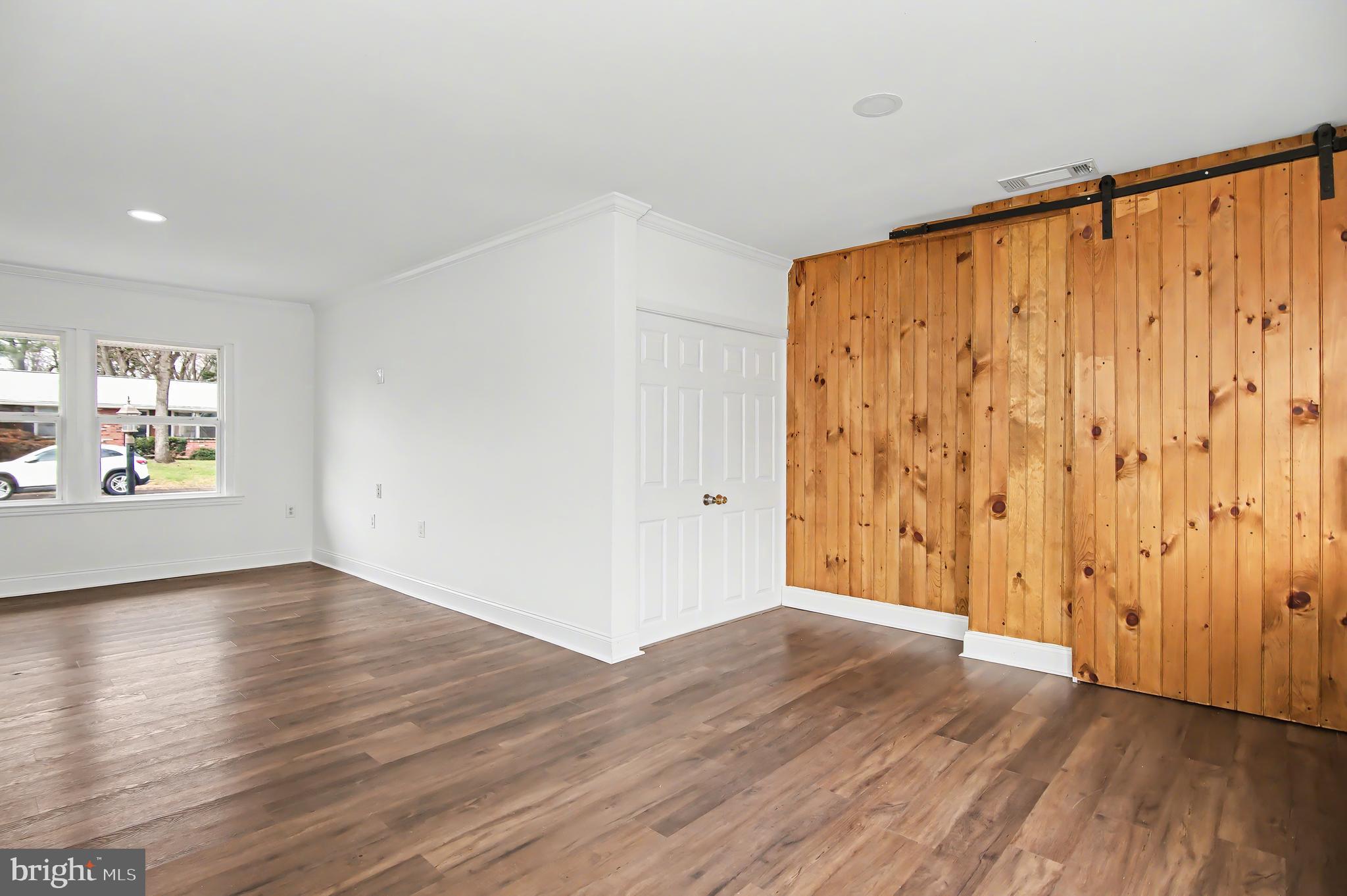 STERLING  PARK - Residential Lease