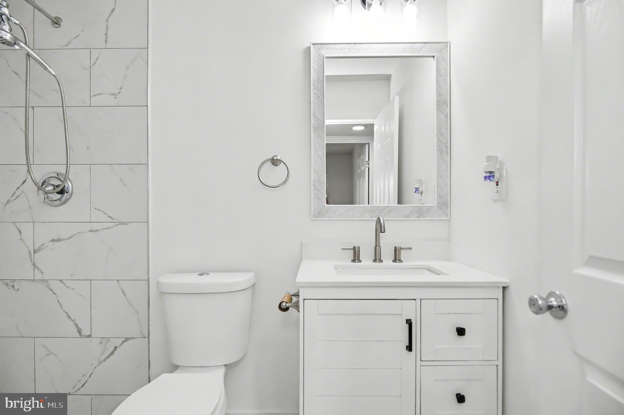 STERLING  PARK - Residential Lease