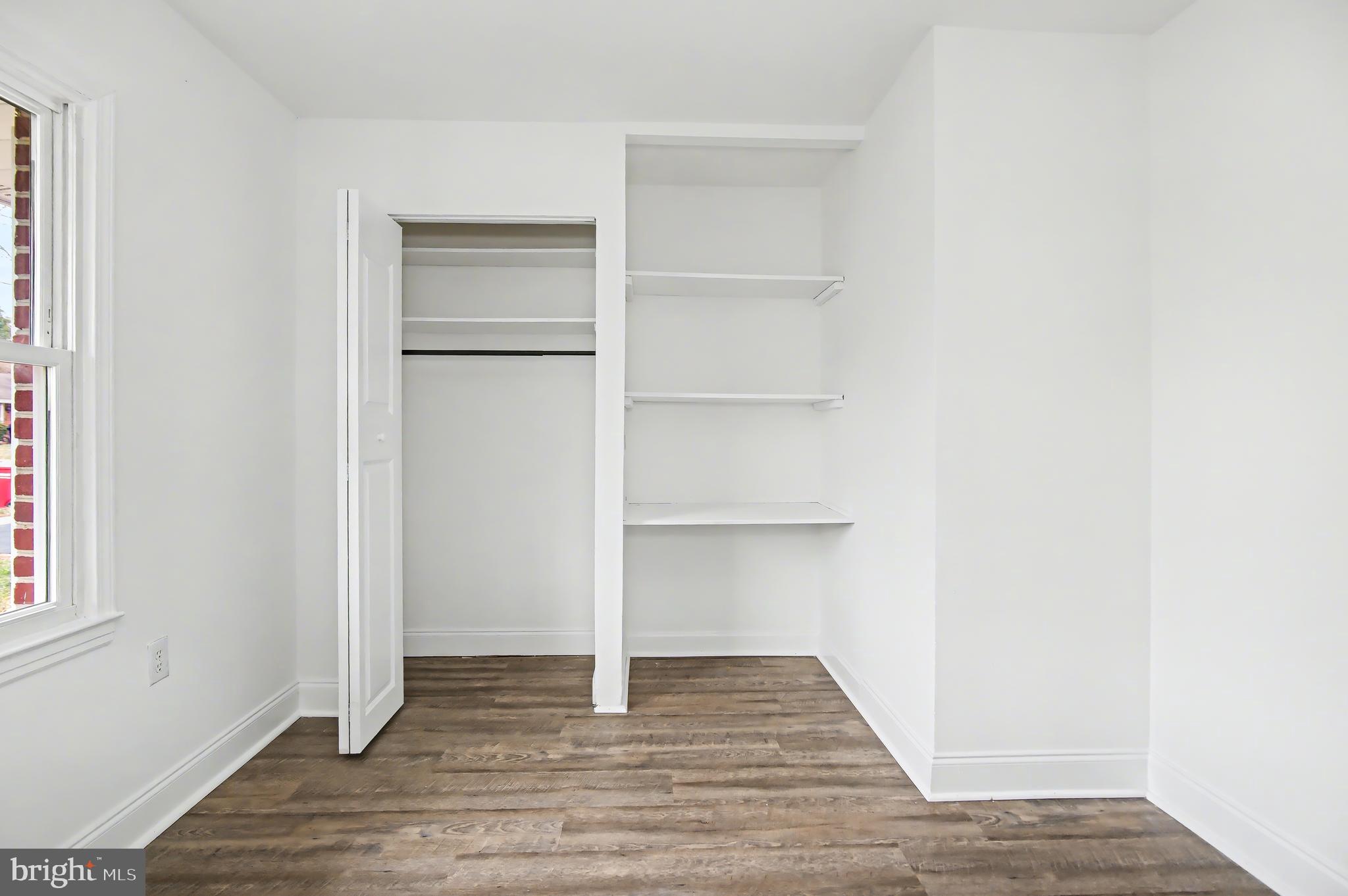 STERLING  PARK - Residential Lease