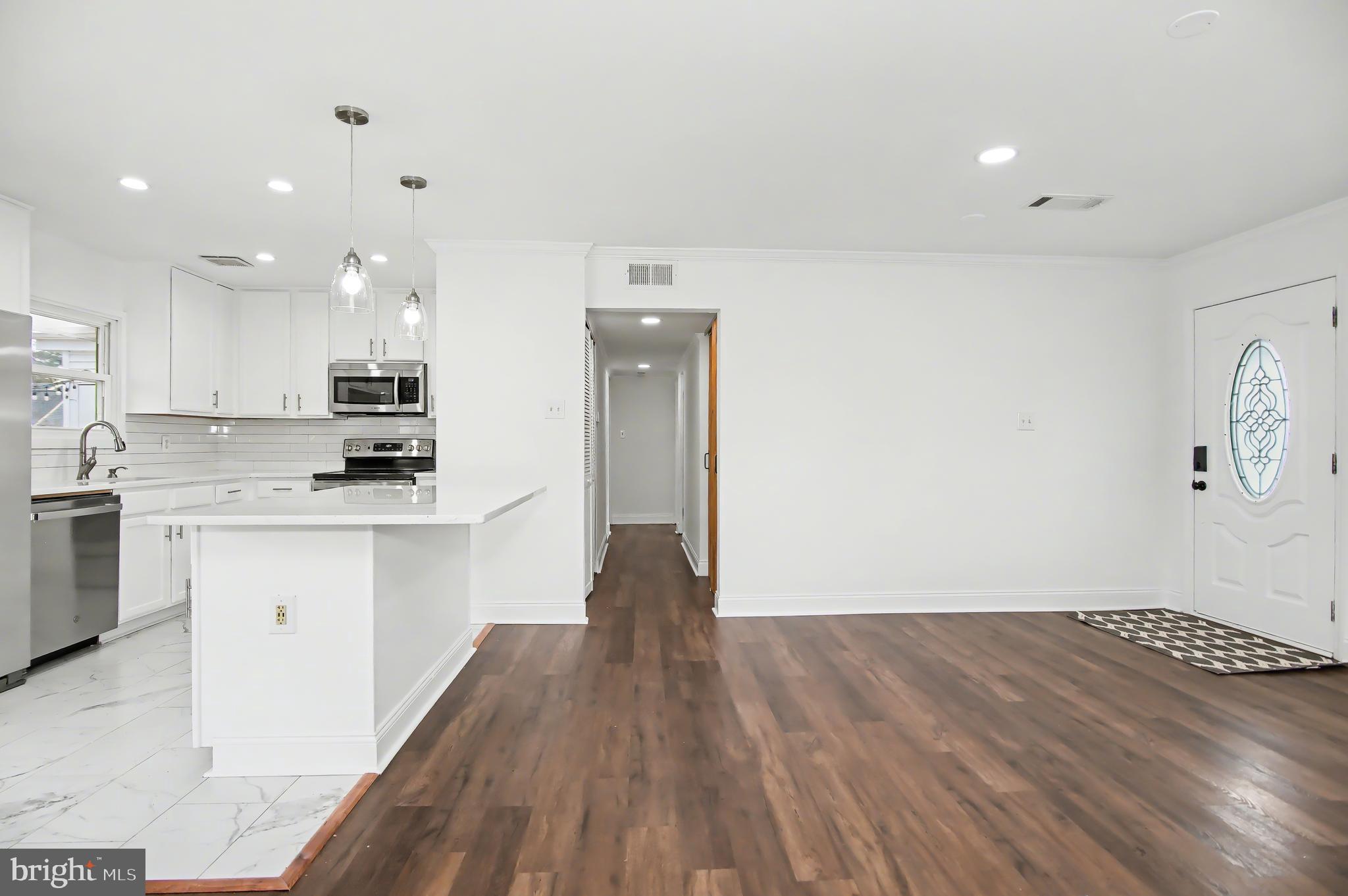 STERLING  PARK - Residential Lease