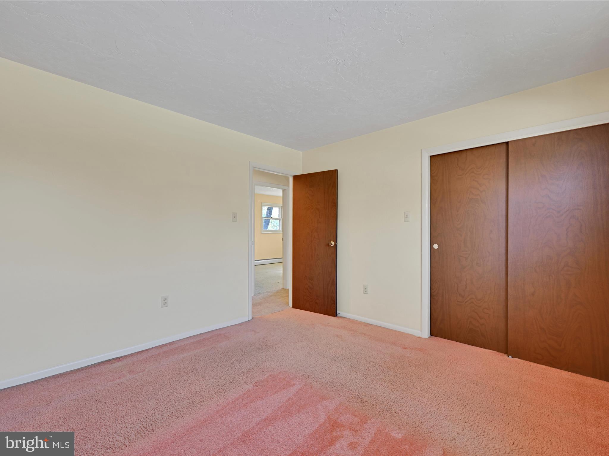 ARLINGTON PARK - Residential