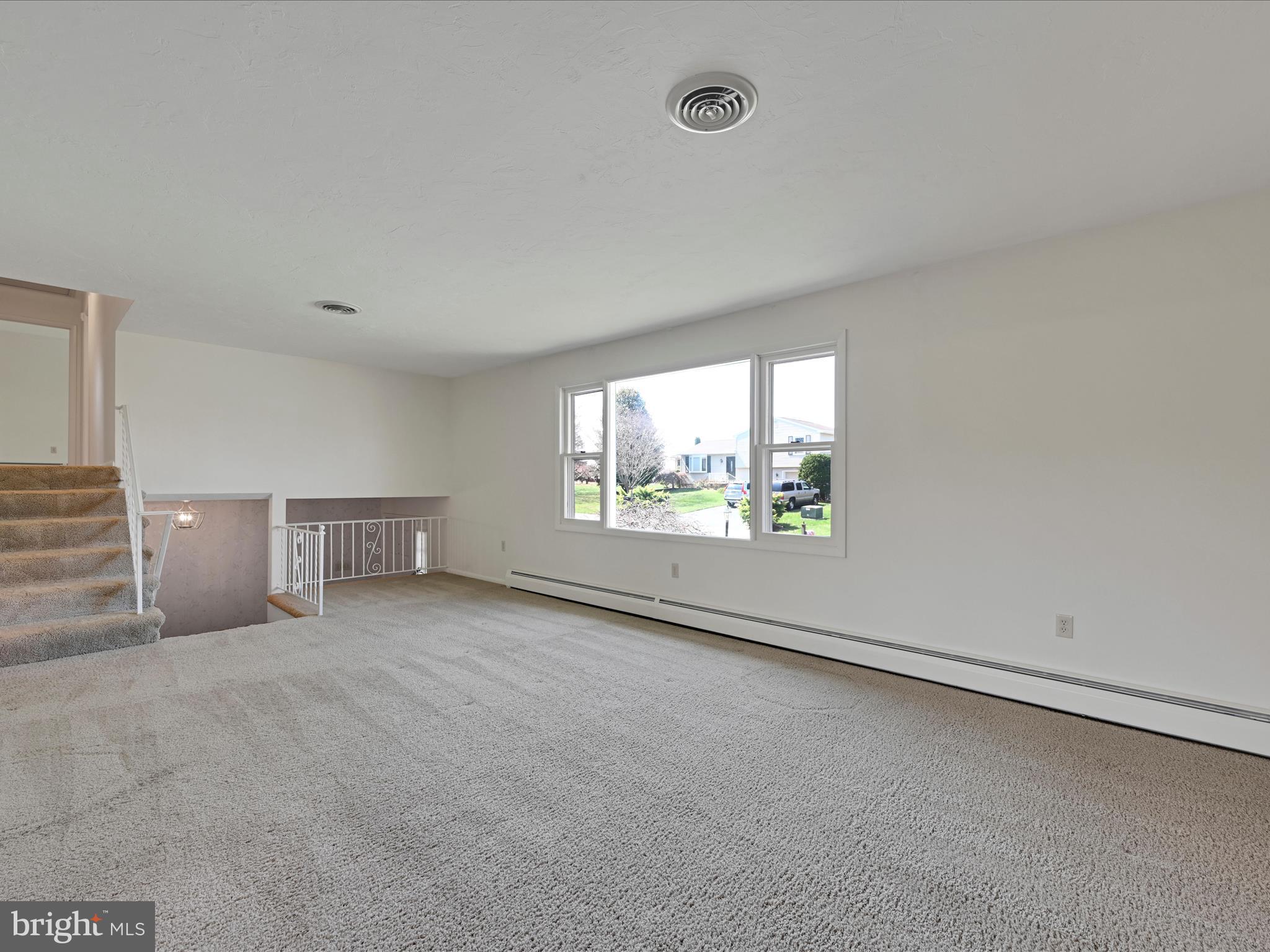 ARLINGTON PARK - Residential