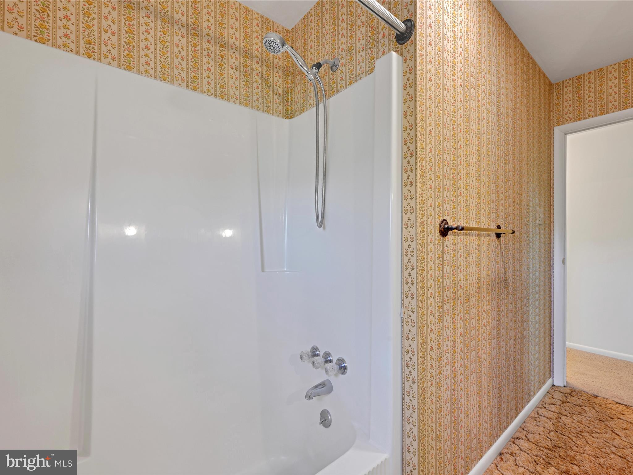 ARLINGTON PARK - Residential