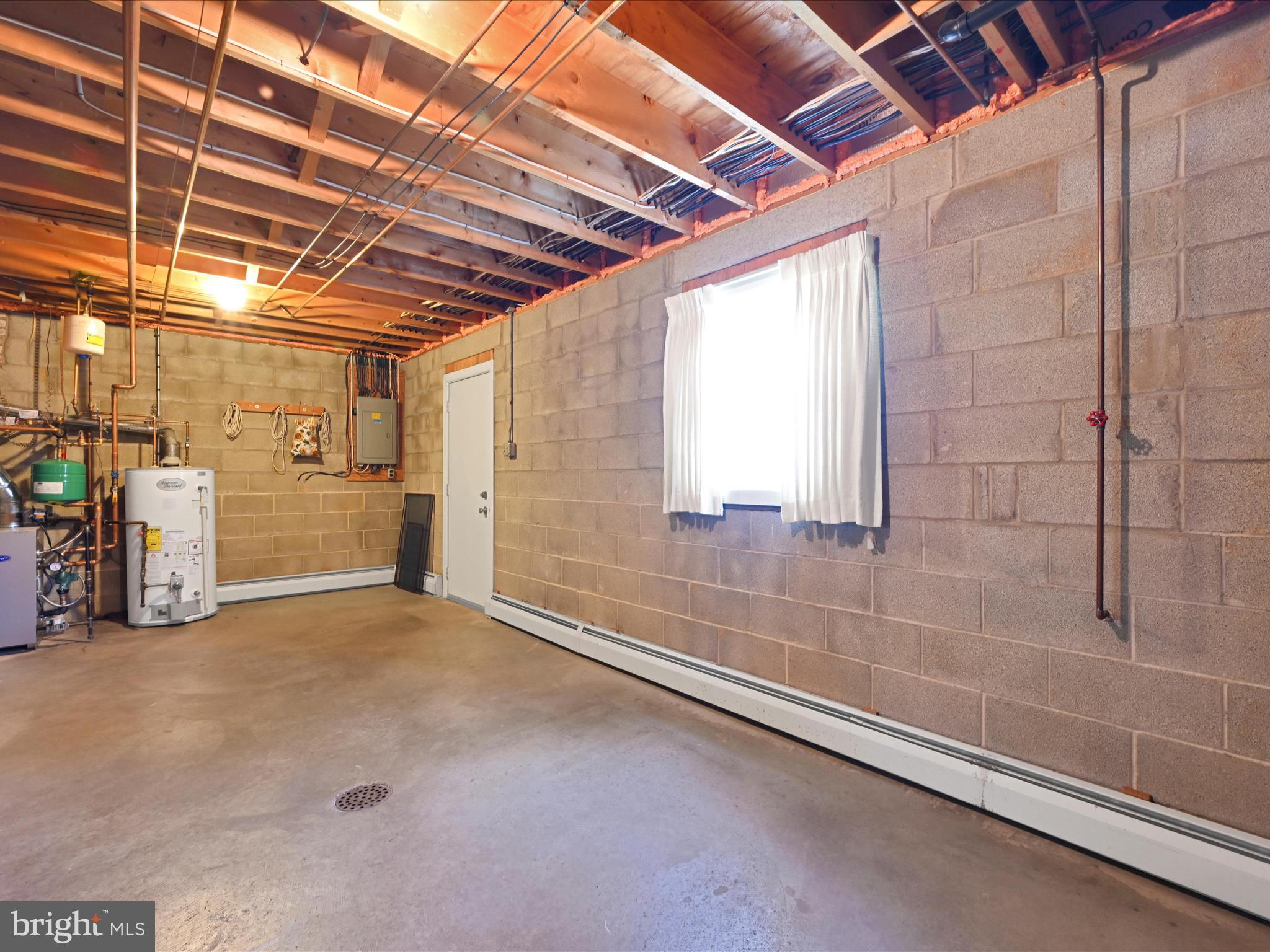 ARLINGTON PARK - Residential