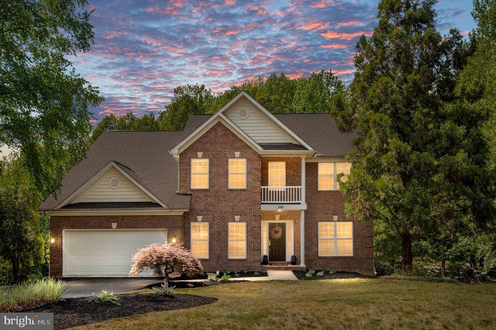 Photo of 100 Huntington Hills Ln, FREDERICKSBURG, VA 22401 (MLS # VAFB2010088)