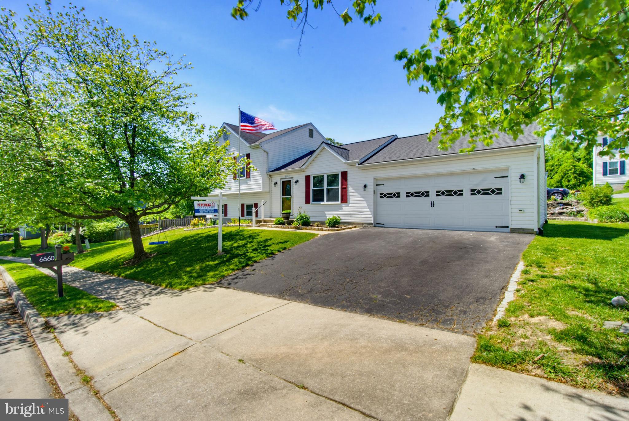 HUNT CLUB ESTATES - Residential