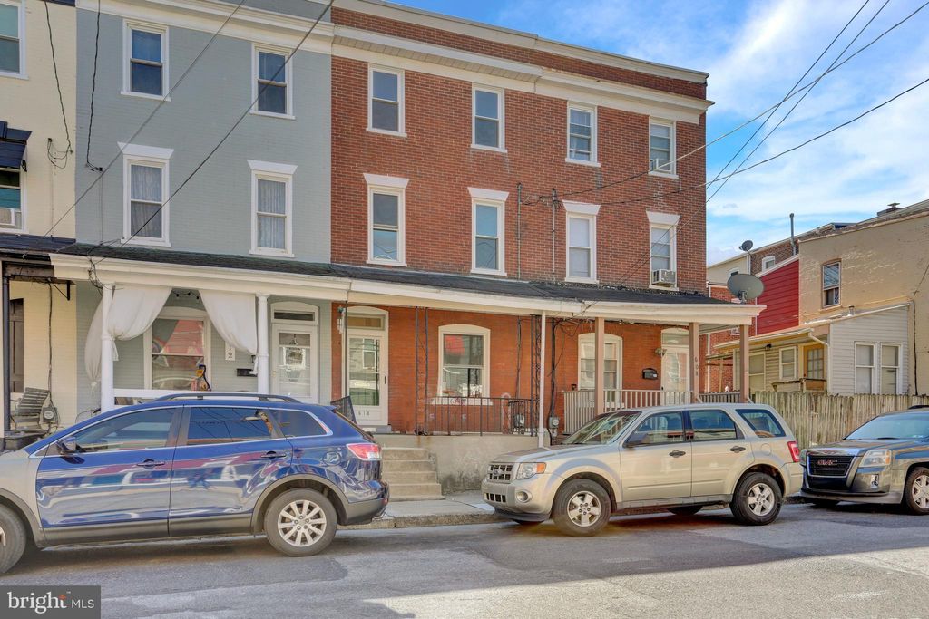 Photo of 610 E Madison Street, LANCASTER, PA 17602 (MLS # PALA2066150)