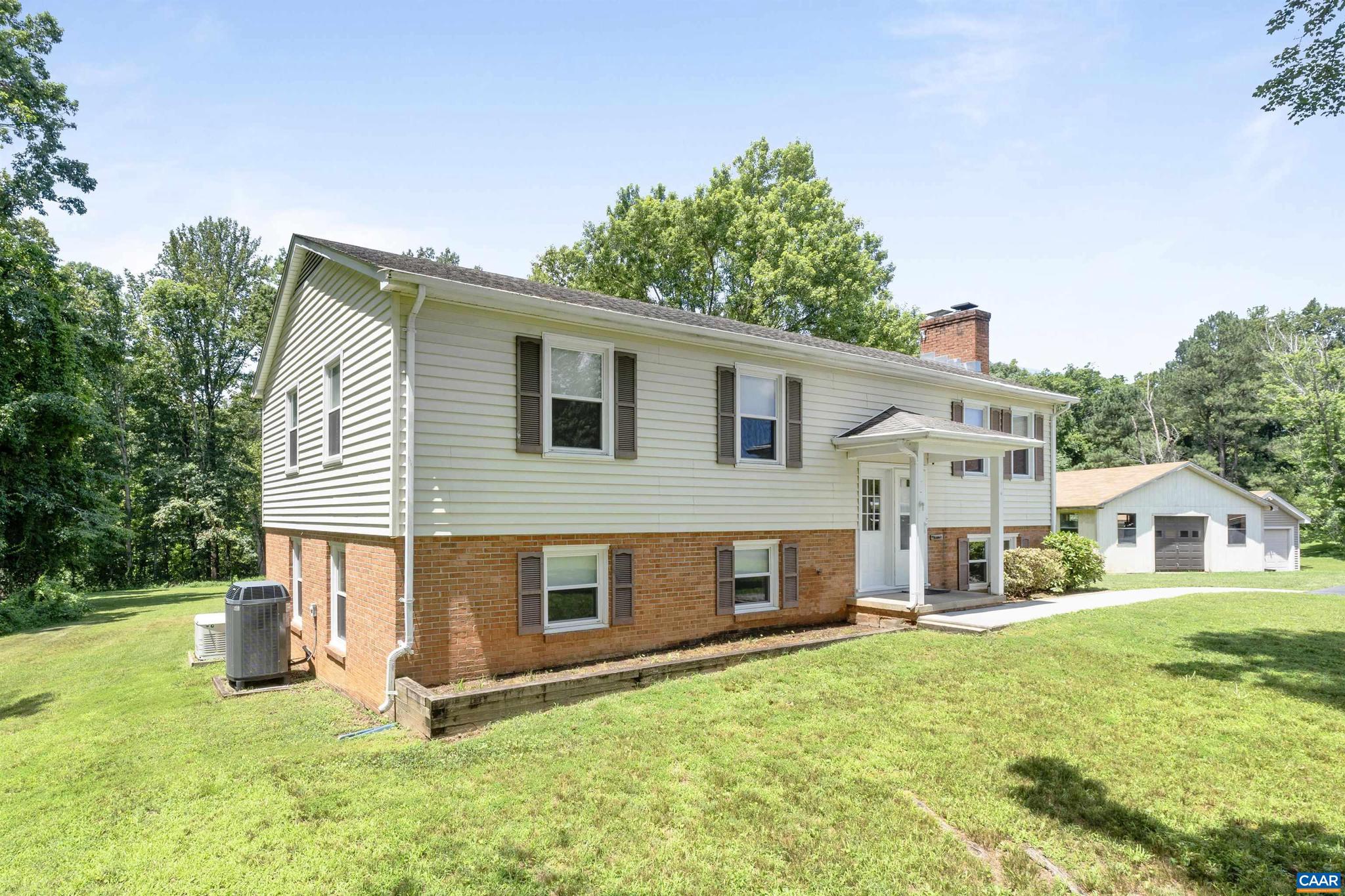 LOGAN VILLAGE - Residential