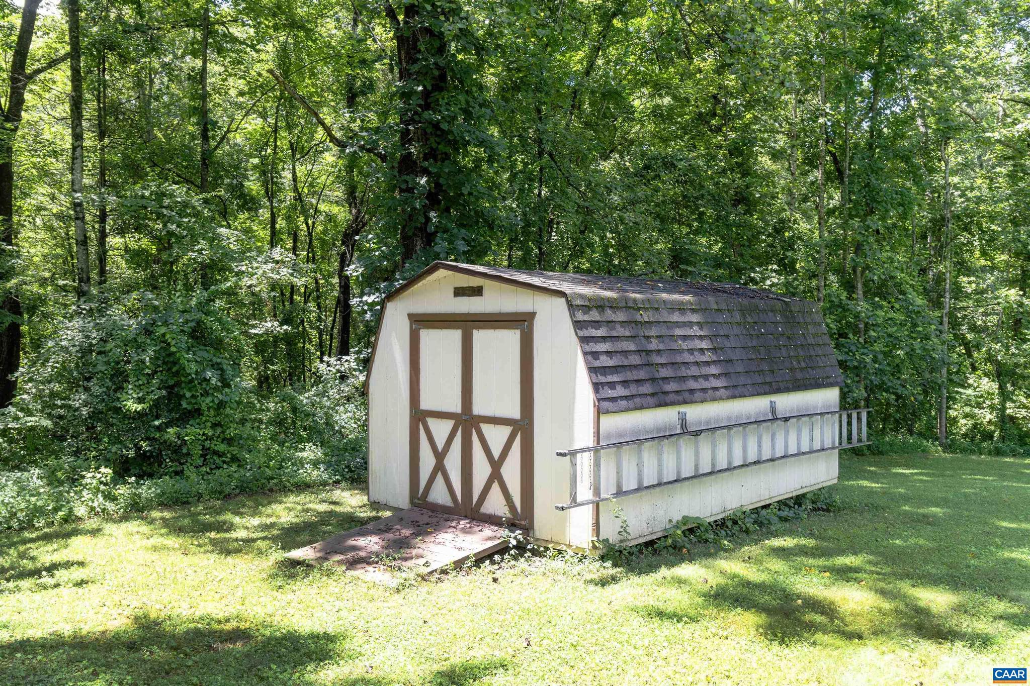 LOGAN VILLAGE - Residential