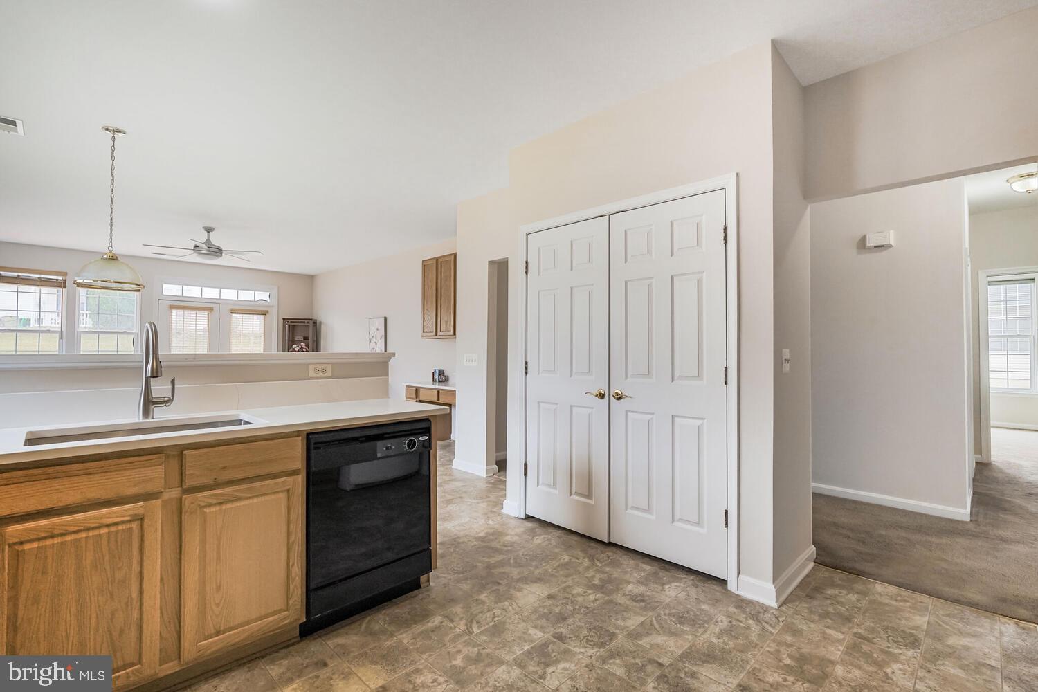 FOUR SEASONS IN HISTORIC VIRGINIA - Residential