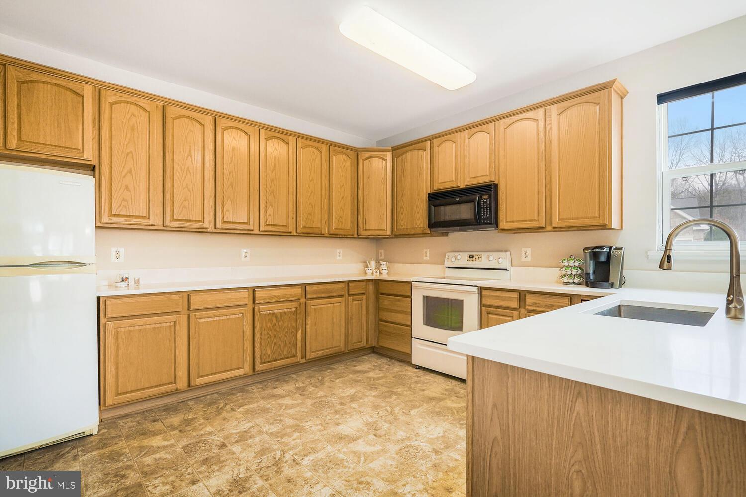 FOUR SEASONS IN HISTORIC VIRGINIA - Residential