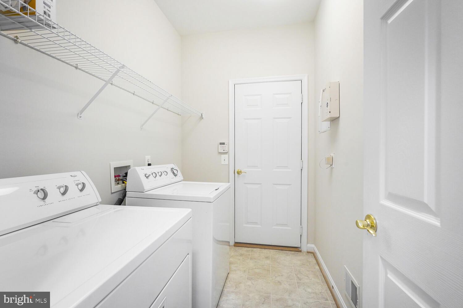 FOUR SEASONS IN HISTORIC VIRGINIA - Residential