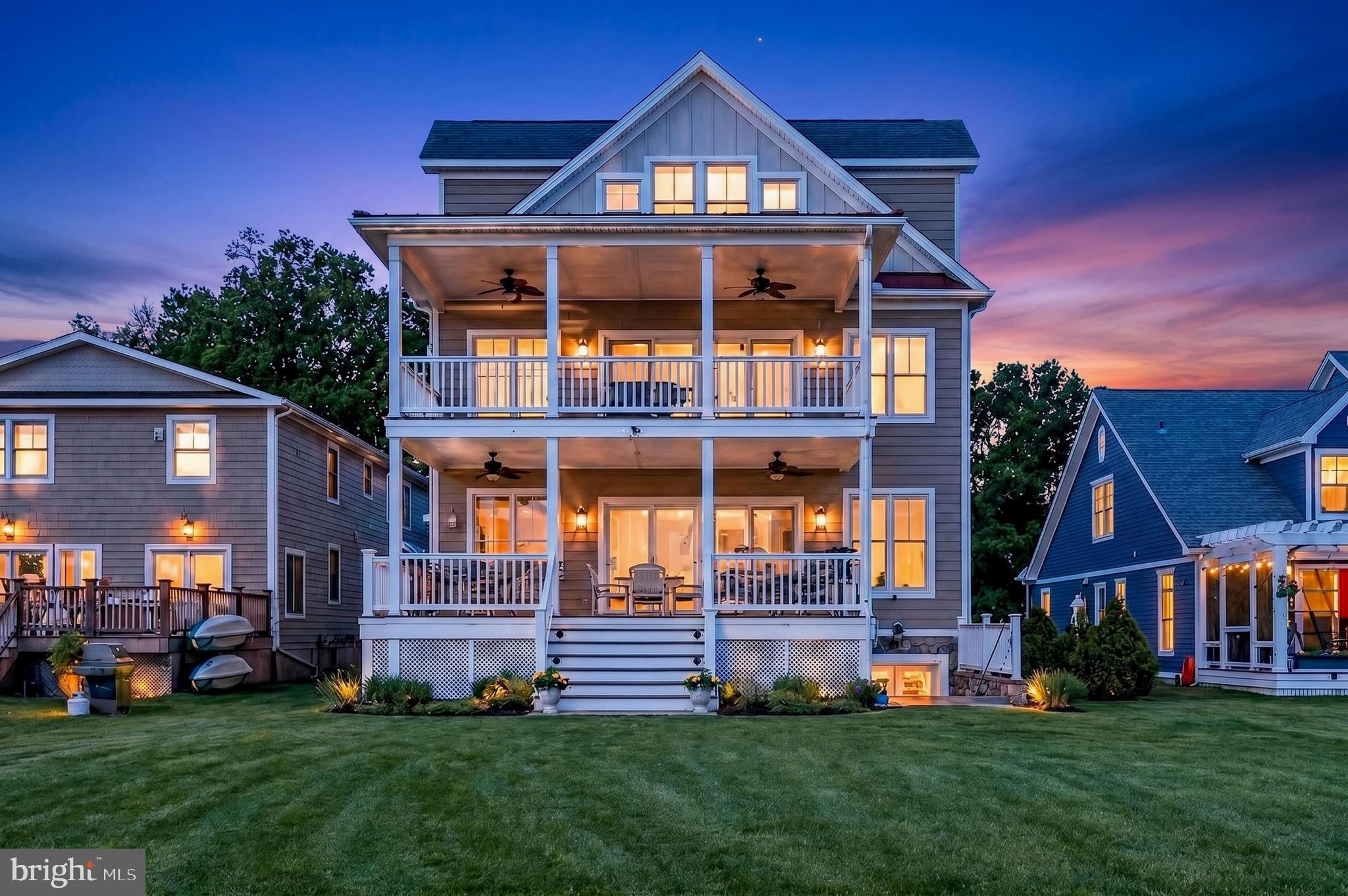 ROCKAWAY BEACH - Residential