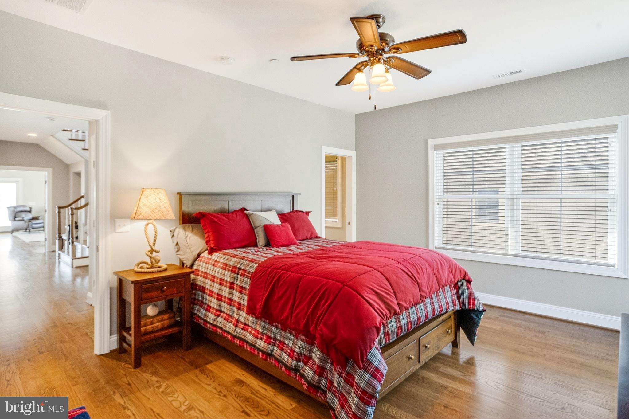 ROCKAWAY BEACH - Residential