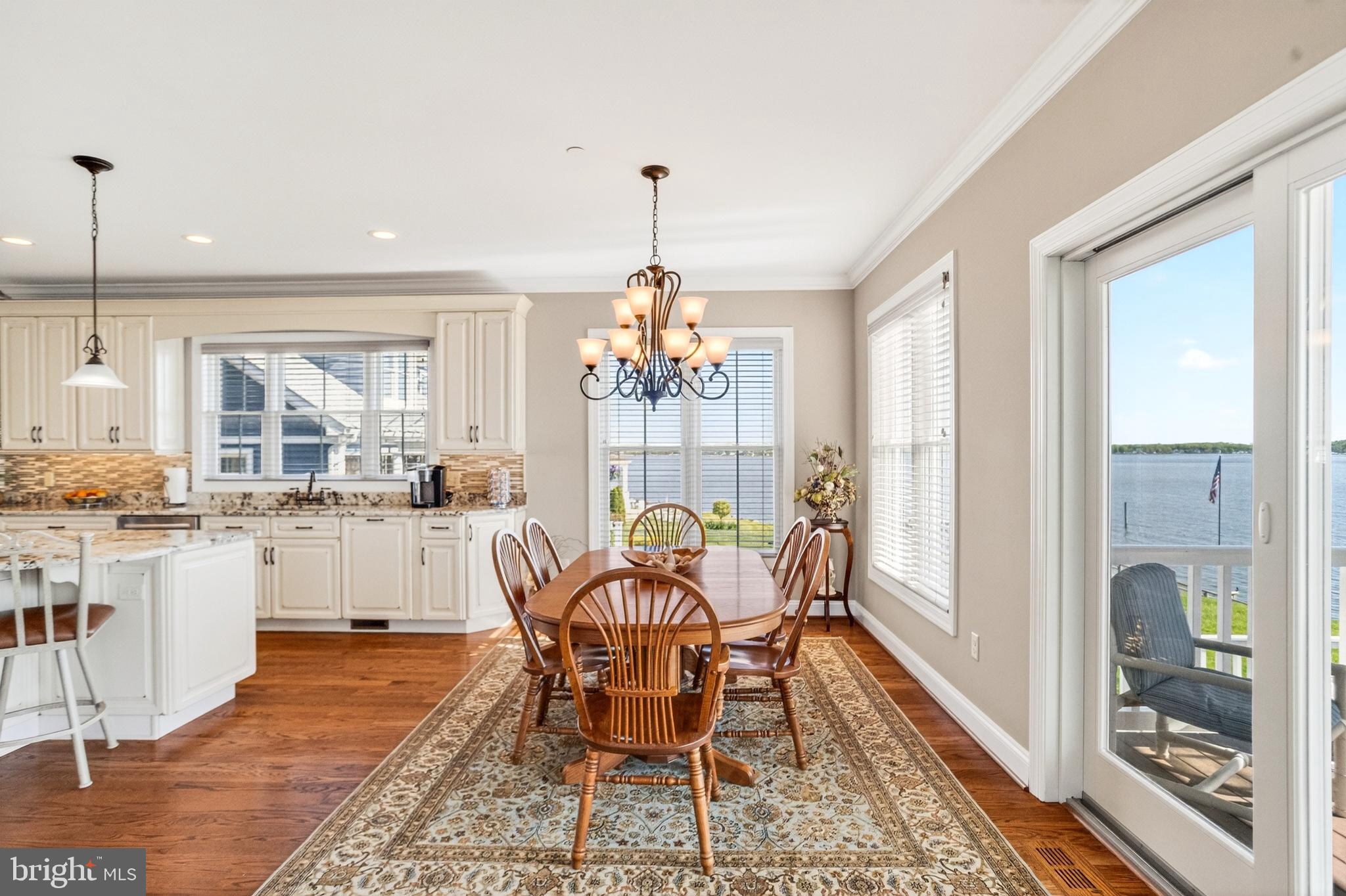 ROCKAWAY BEACH - Residential