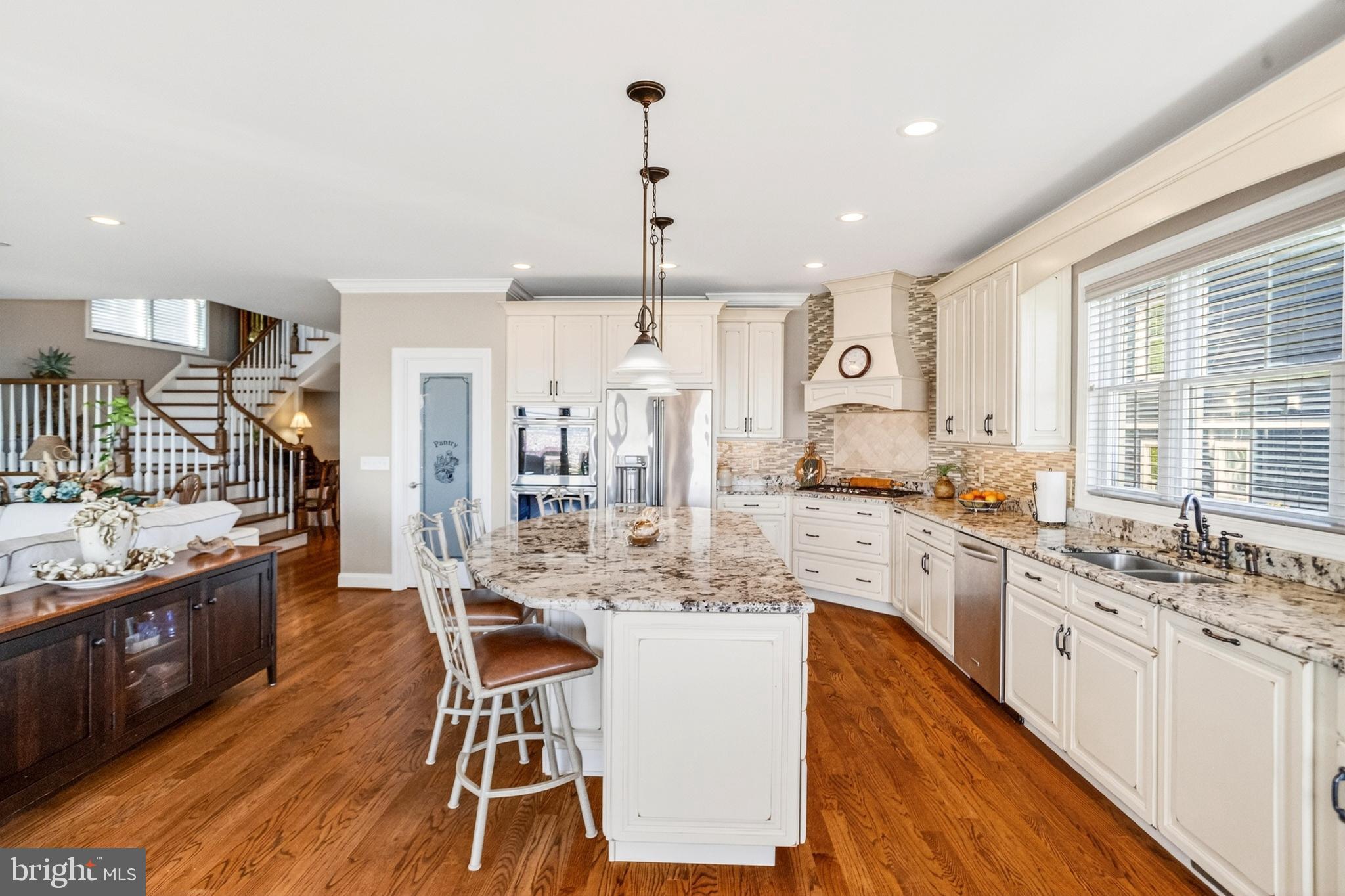 ROCKAWAY BEACH - Residential