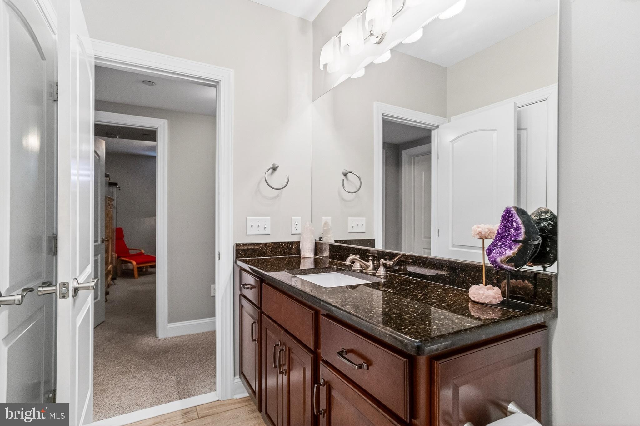 ROCKAWAY BEACH - Residential