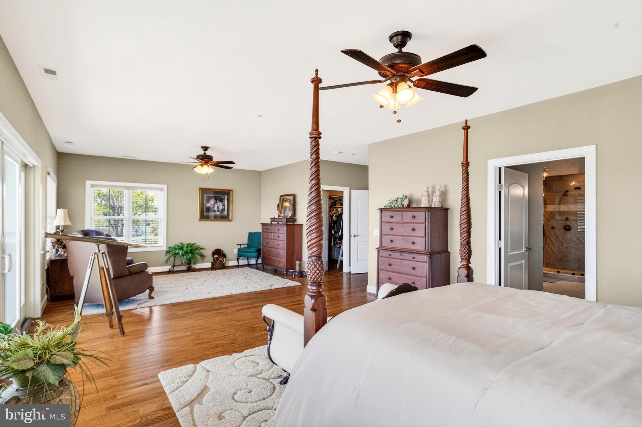 ROCKAWAY BEACH - Residential
