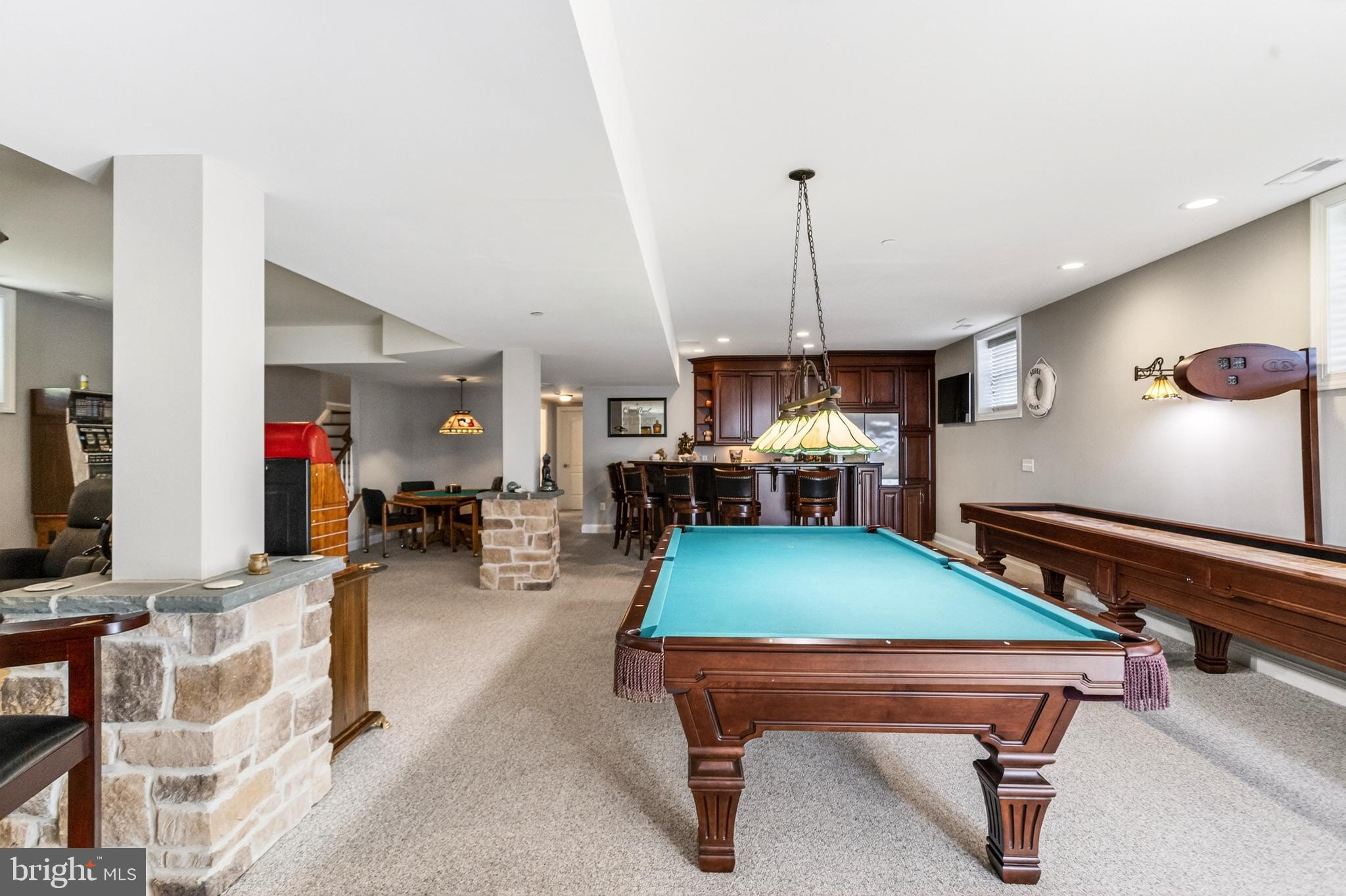 ROCKAWAY BEACH - Residential