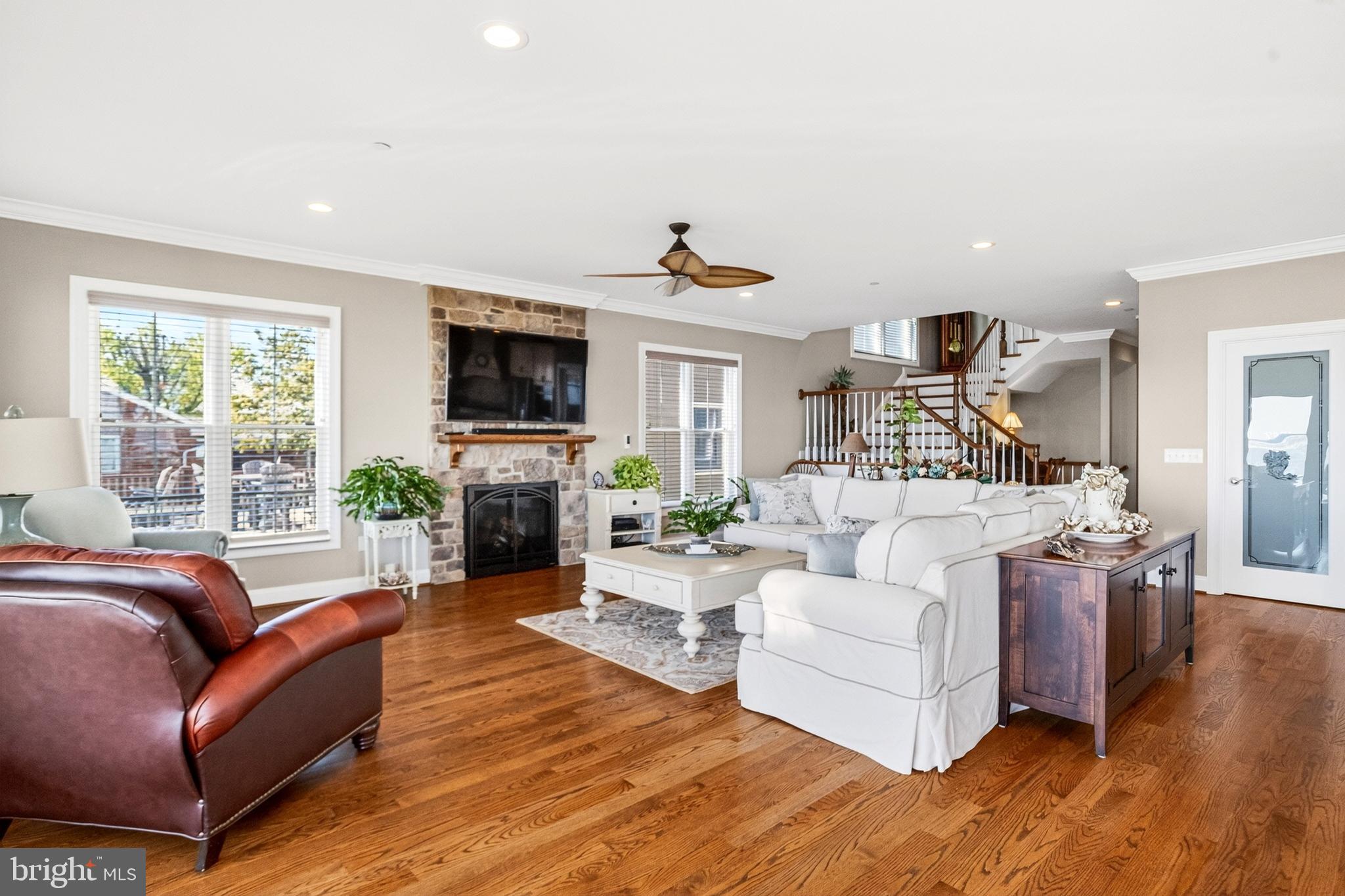 ROCKAWAY BEACH - Residential
