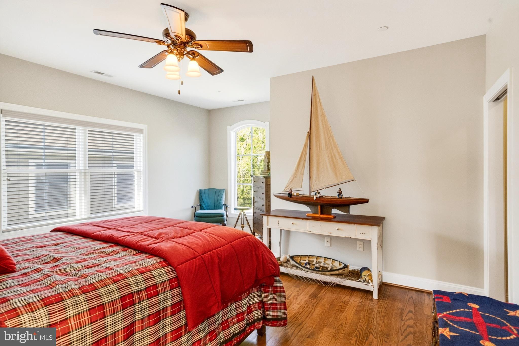 ROCKAWAY BEACH - Residential