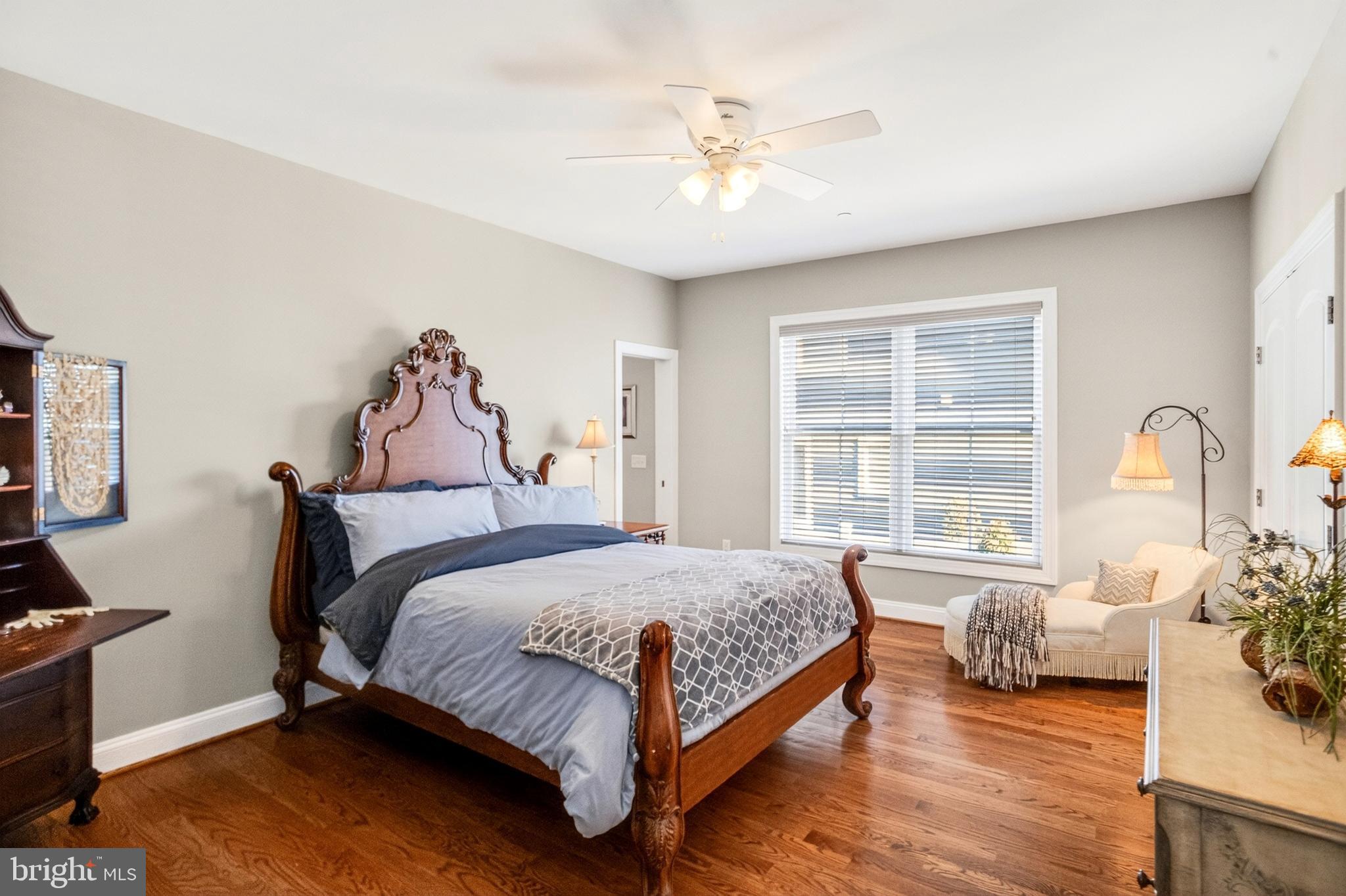 ROCKAWAY BEACH - Residential