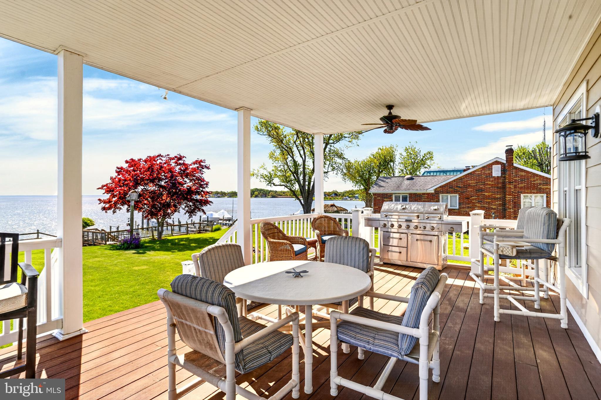 ROCKAWAY BEACH - Residential