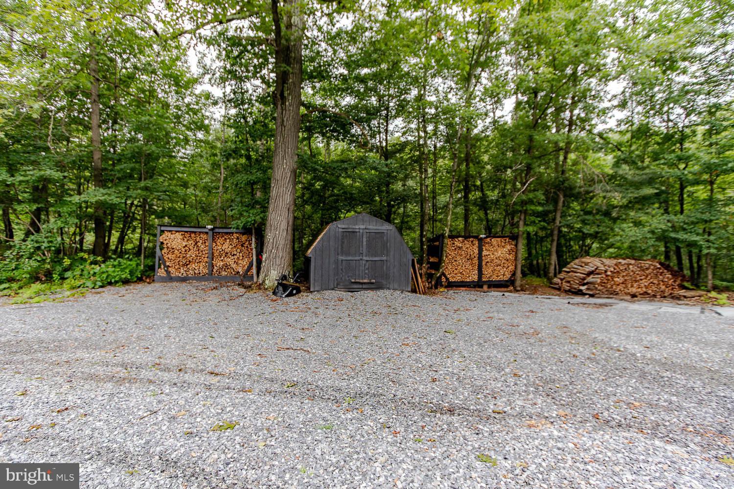 164 SUMMIT CREST LANE