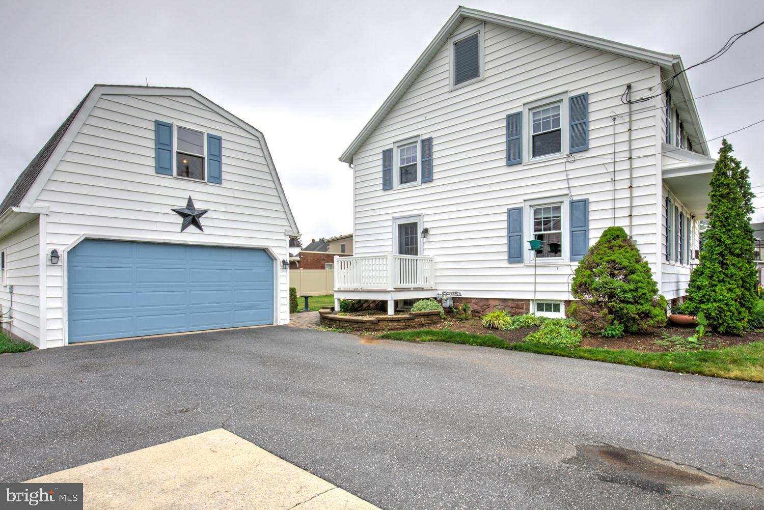 15 N CUSTER AVENUE