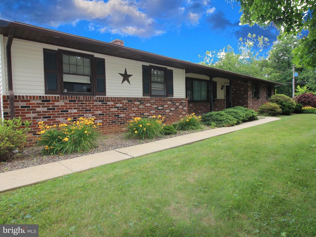 Photo of 2 Woods Drive, New Providence, PA 17560 (MLS # PALA2052256)