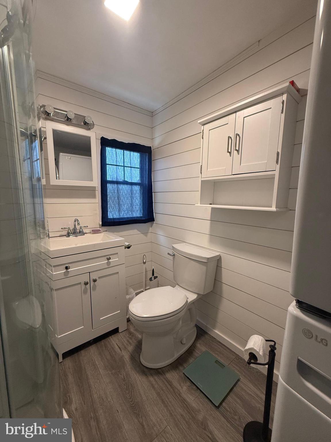 LOVE CREEK PARK - Residential