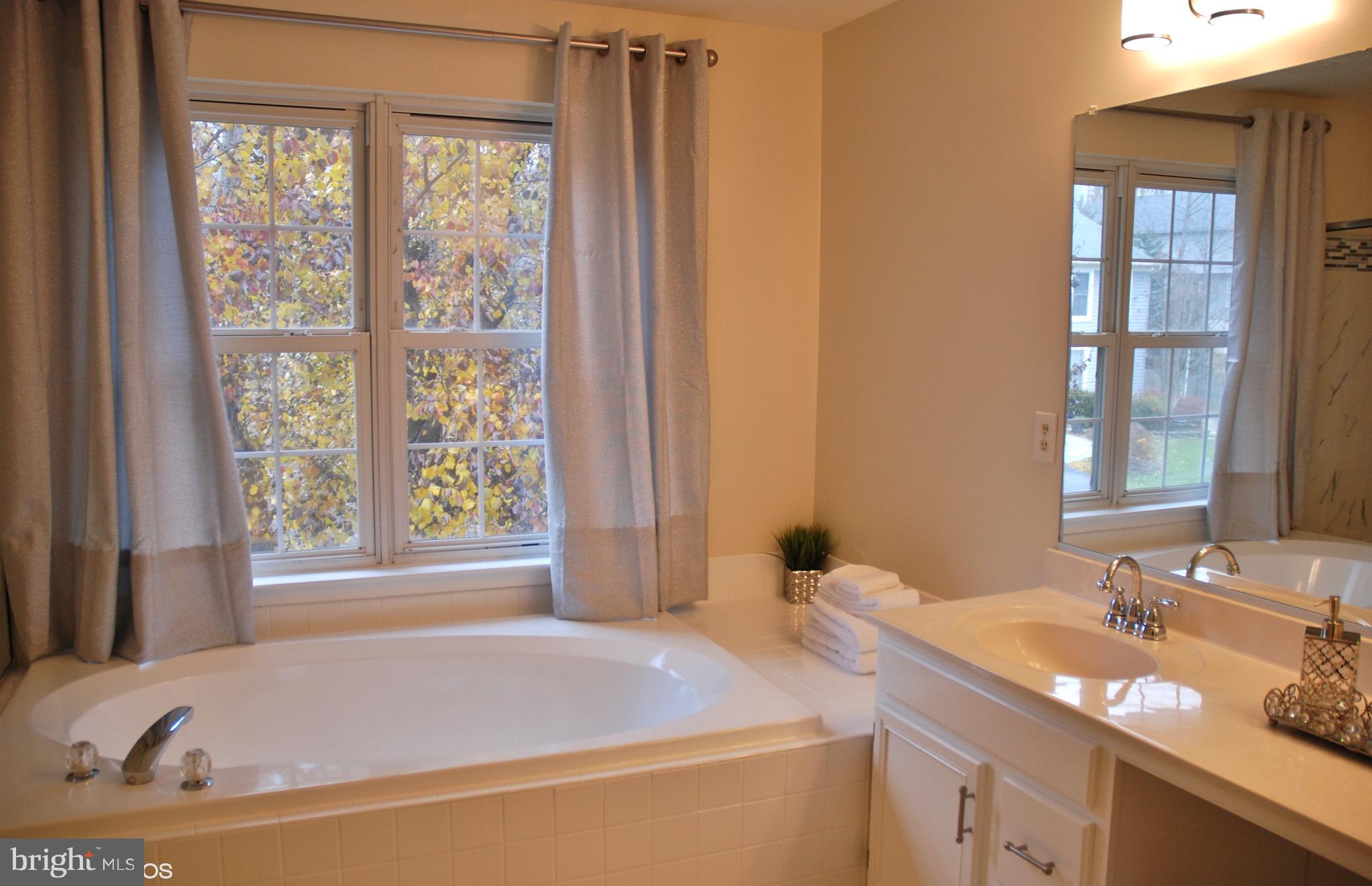 ELLICOTT WOODS - Residential Lease