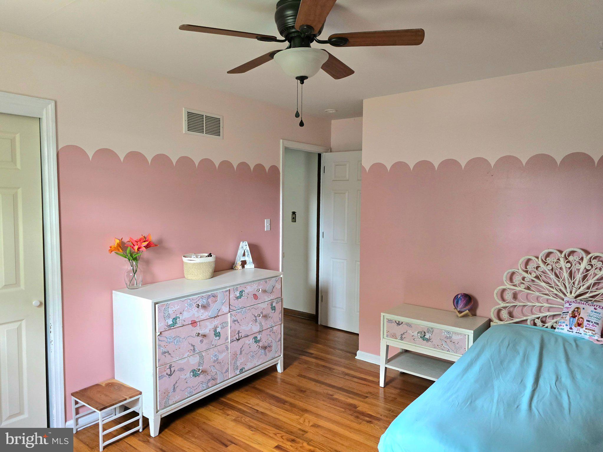 ROLLING MEADOWS - Residential